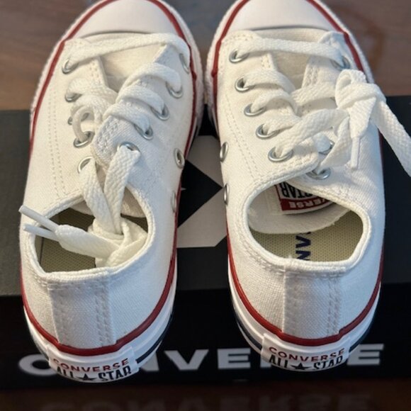 Brand New Little Kids Converse Chuck Taylor All Star Canvas, Size 11 - Picture 5 of 7